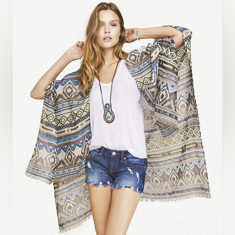 EXPRESS NWT 2015 RARE Woven Aztec Print Shawl Cover Up Tribal Inspired Wrap